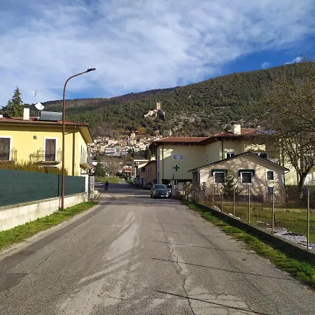 Pianadinavellihouse2 Daire San Pio delle Camere